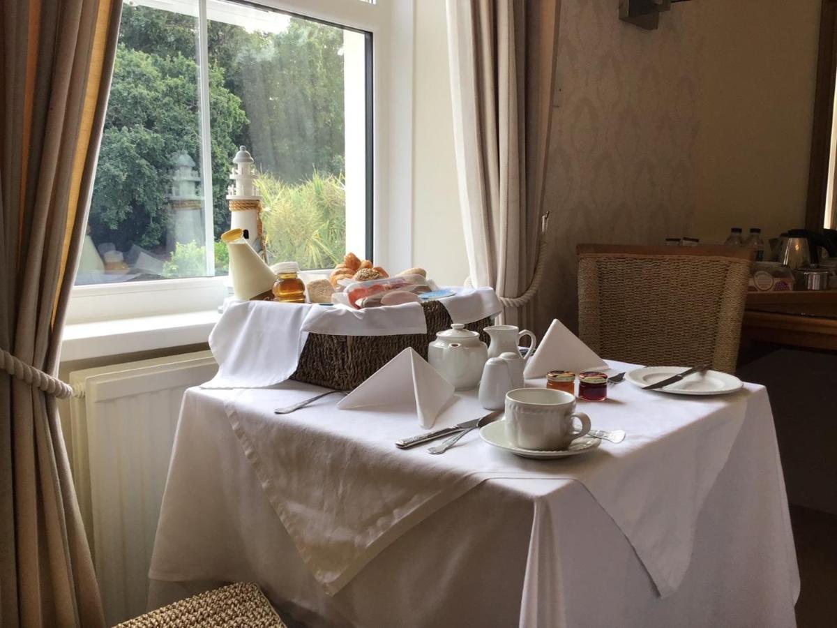 Fernbank Hotel Шанклин Екстериор снимка